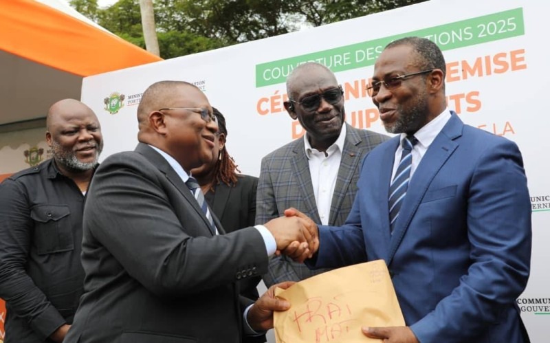 Élection 2025 : Le gouvernement fait plusieurs dons à la presse ivoirienne